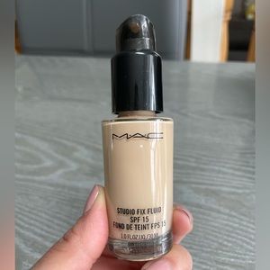 Mac Studio Fix Fluid NC13